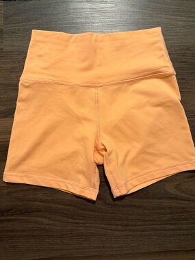 NWT Aerie Offline Creamsicle Biker Shorts Size M